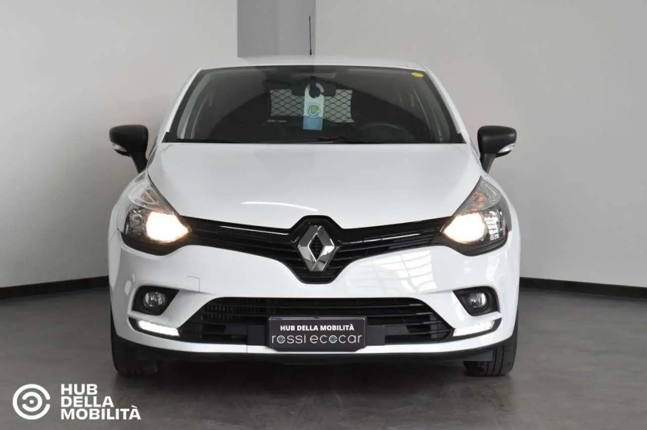 Photo 1 : Renault Clio 2018 GPL