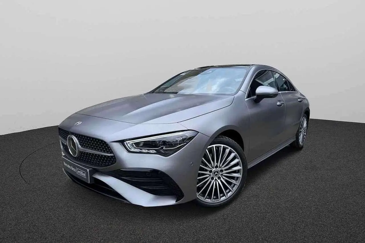 Photo 1 : Mercedes-benz Classe Cla 2023 Hybrid