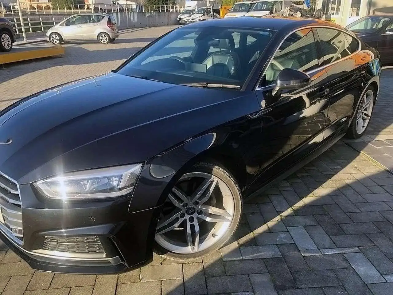 Photo 1 : Audi A5 2017 Diesel