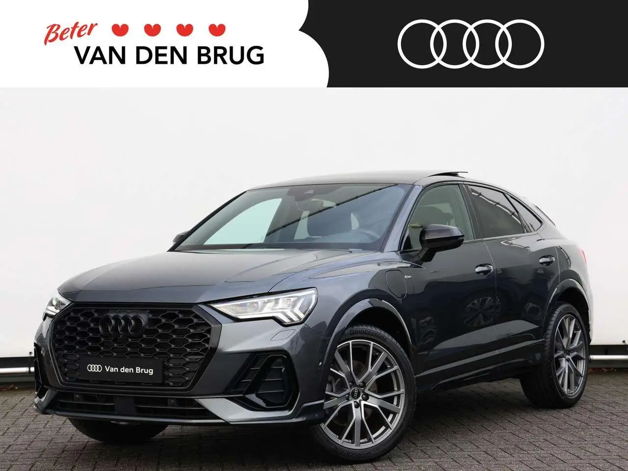 Photo 1 : Audi Q3 2023 Hybride