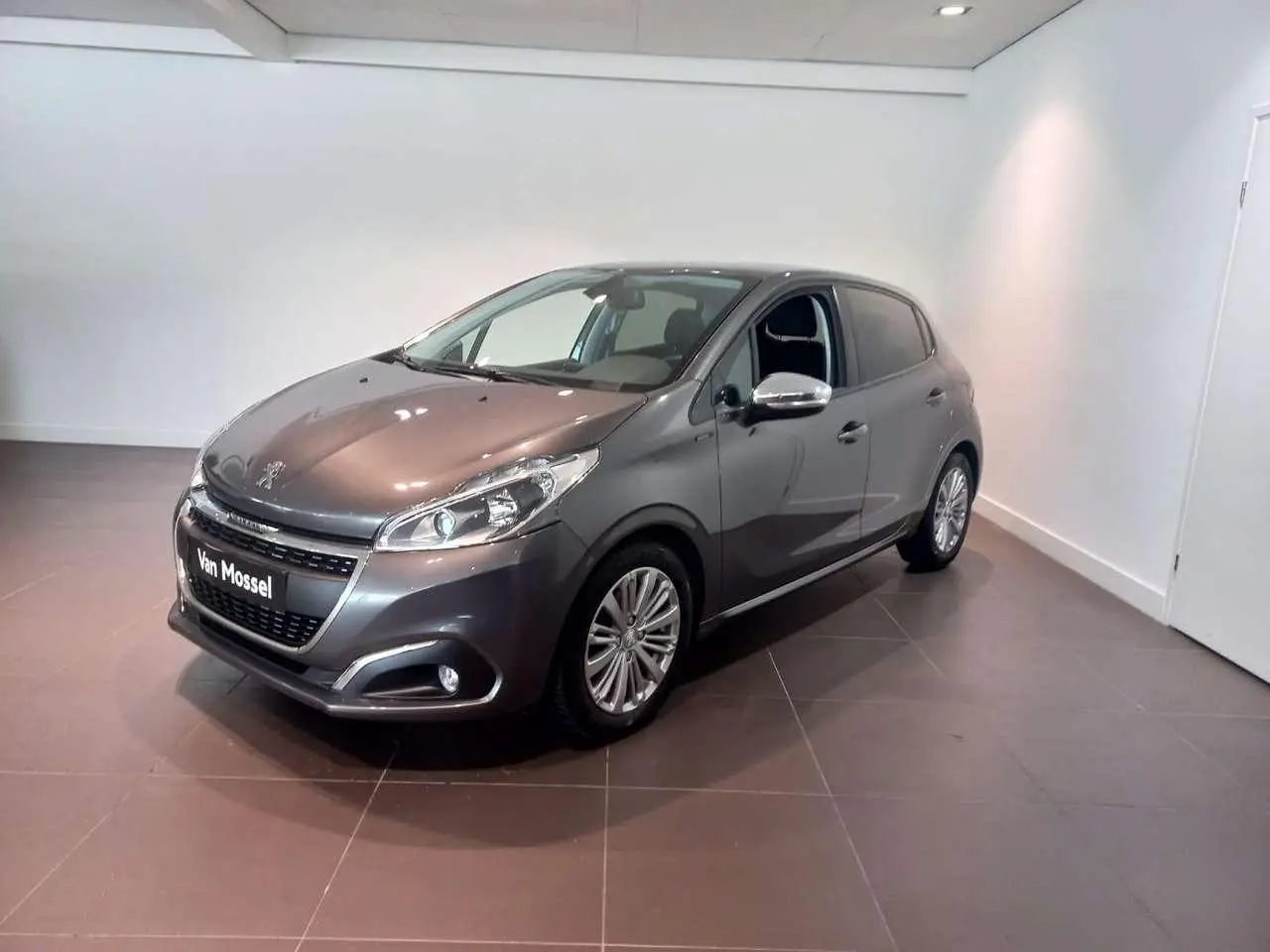 Photo 1 : Peugeot 208 2019 Petrol