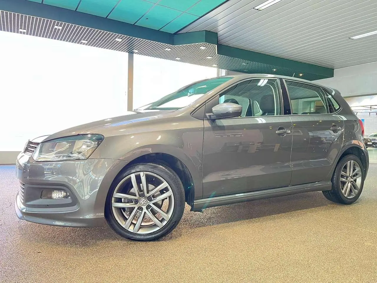 Photo 1 : Volkswagen Polo 2016 Diesel