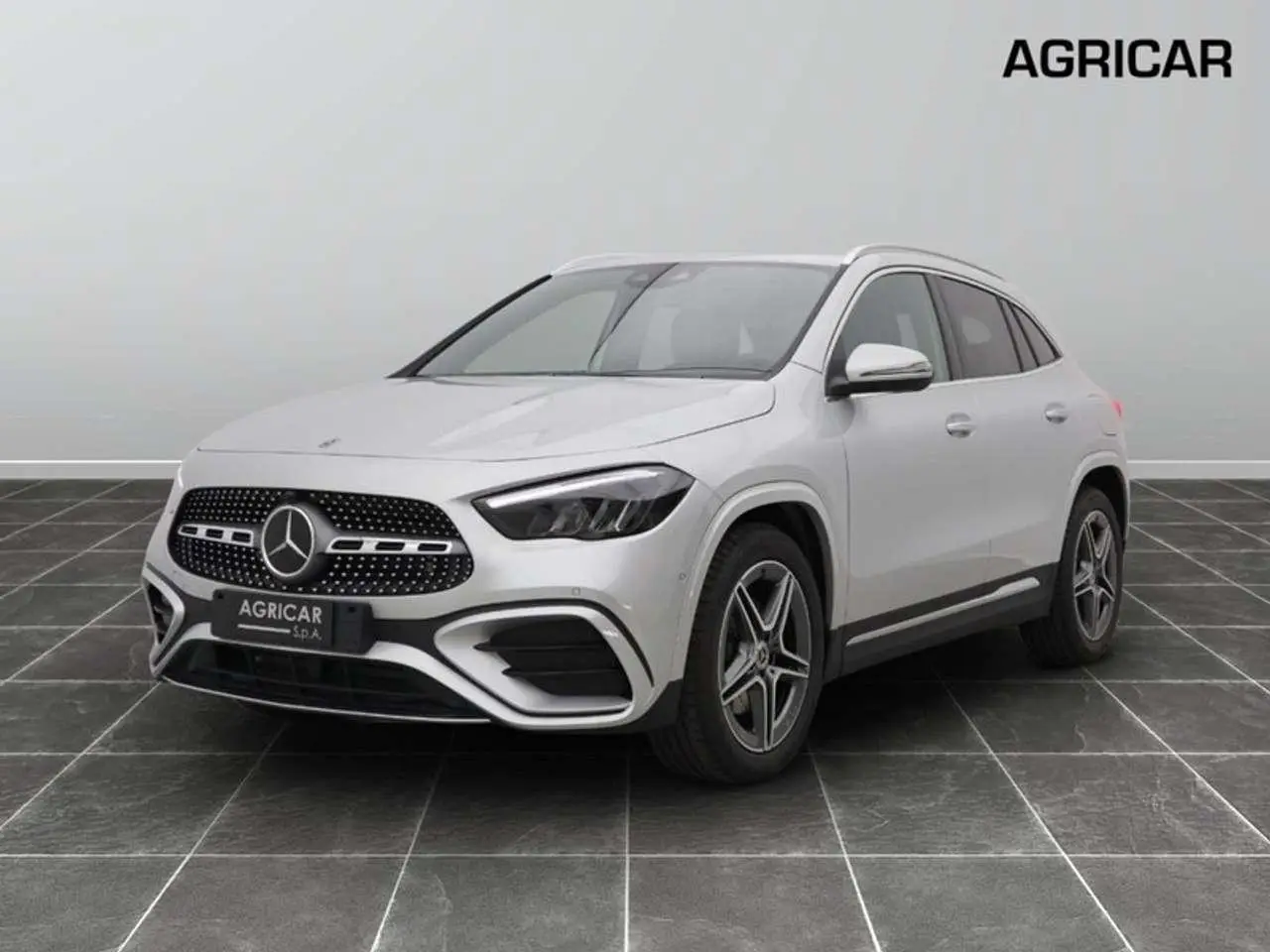 Photo 1 : Mercedes-benz Classe Gla 2024 Diesel