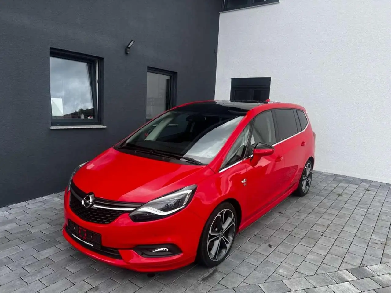 Photo 1 : Opel Zafira 2016 Essence