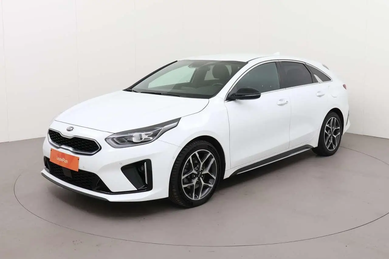 Photo 1 : Kia Proceed 2020 Diesel