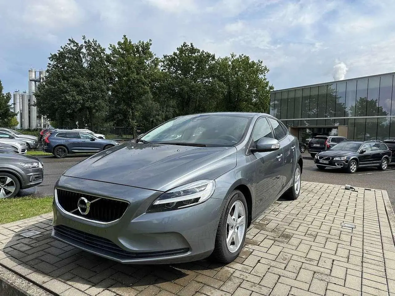 Photo 1 : Volvo V40 2018 Diesel