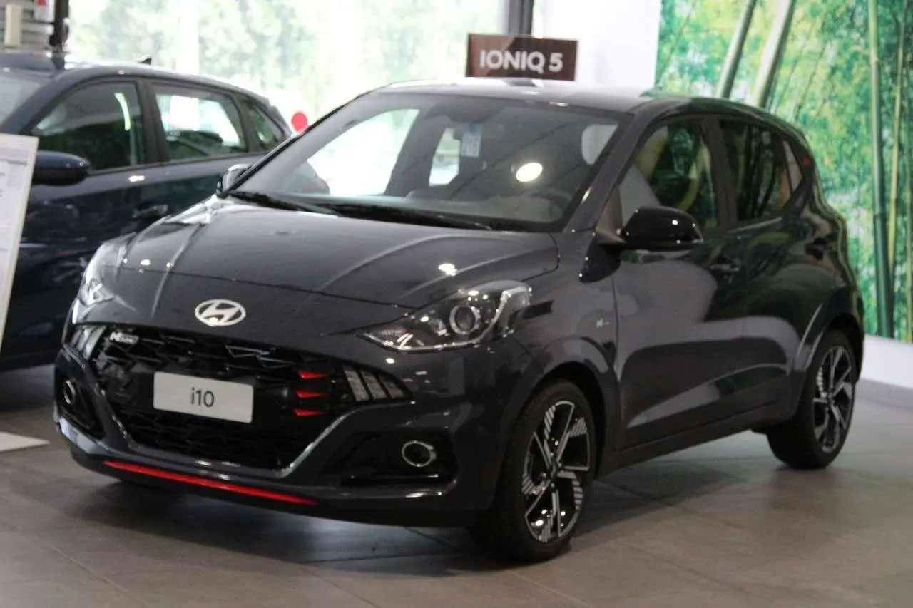 Photo 1 : Hyundai I10 2024 Petrol