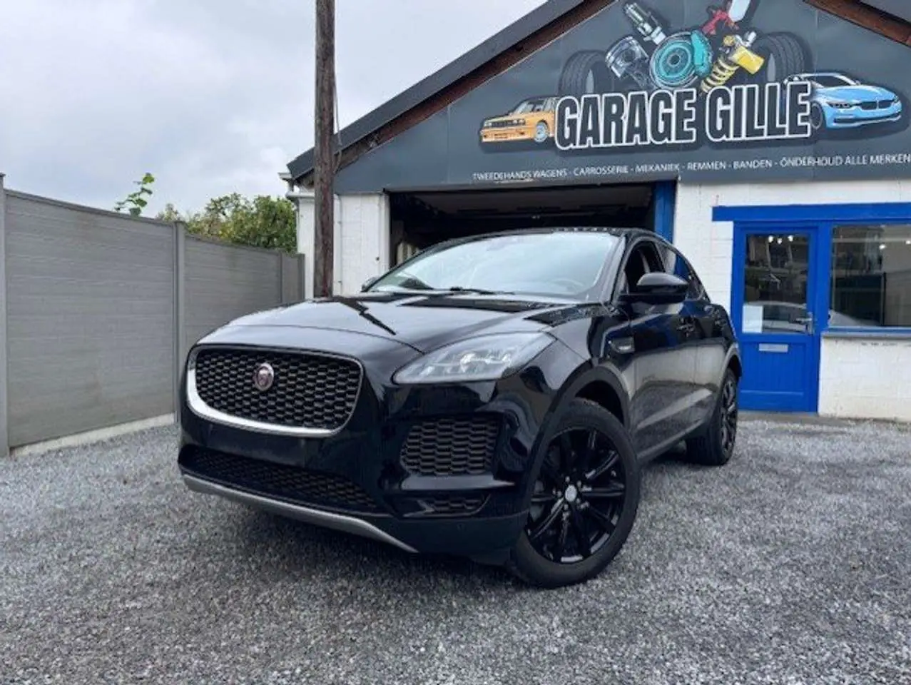 Photo 1 : Jaguar E-pace 2019 Diesel