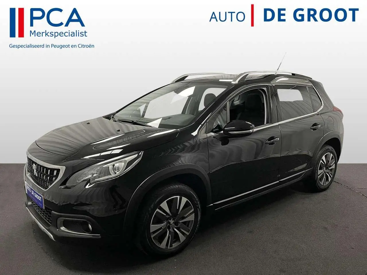 Photo 1 : Peugeot 2008 2017 Petrol