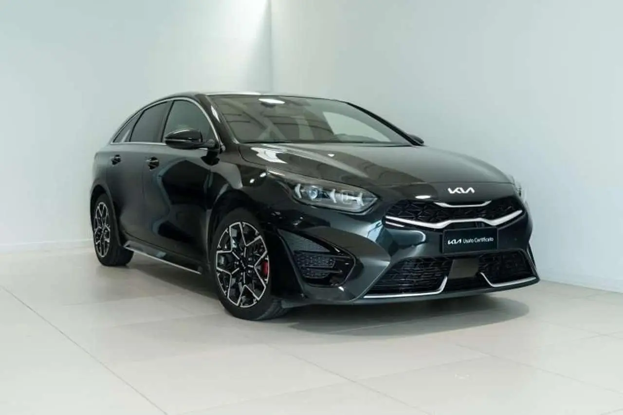 Photo 1 : Kia Proceed 2021 Hybride