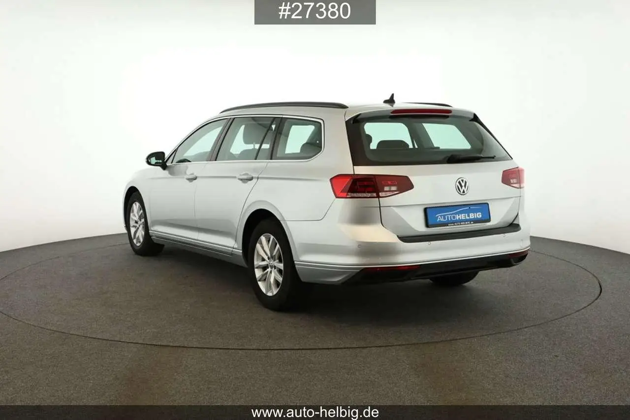 Photo 1 : Volkswagen Passat 2020 Diesel