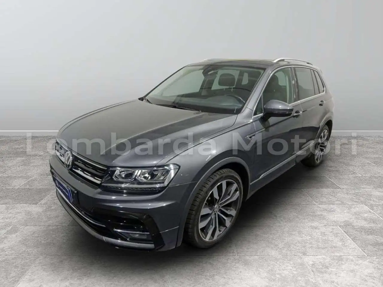 Photo 1 : Volkswagen Tiguan 2019 Essence