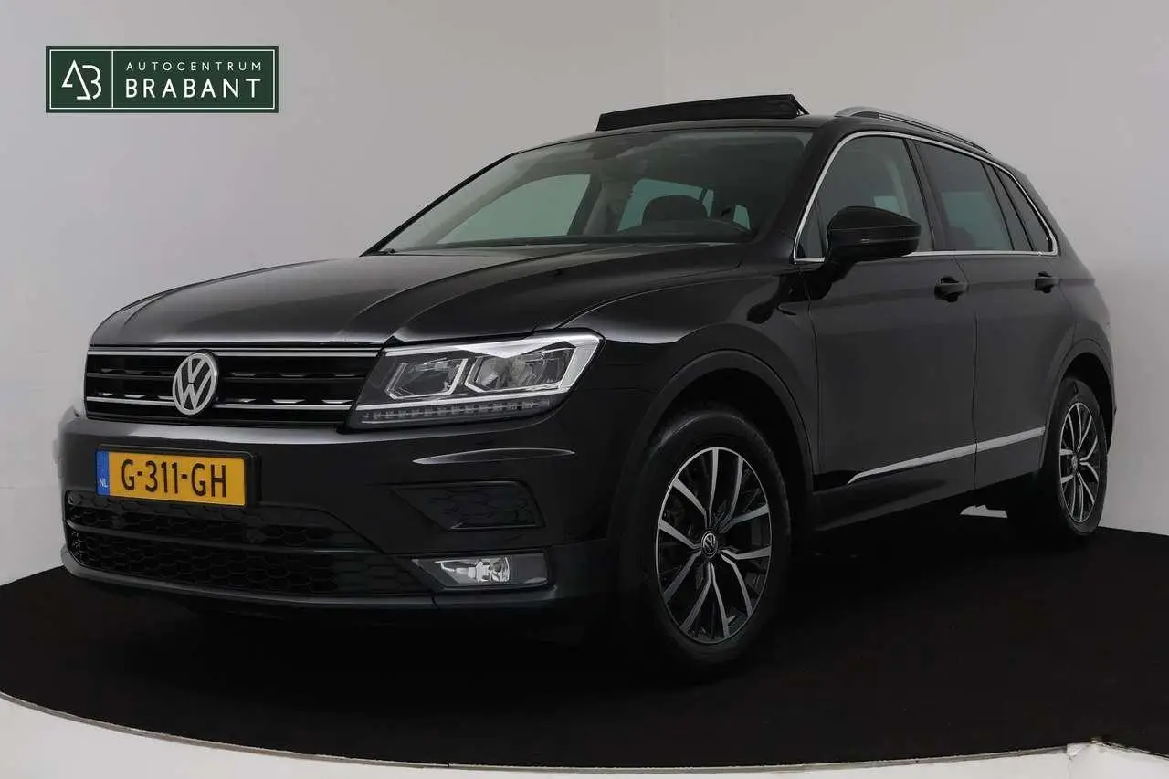 Photo 1 : Volkswagen Tiguan 2019 Petrol