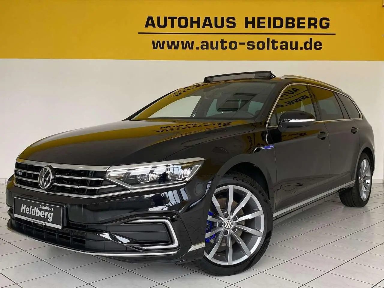 Photo 1 : Volkswagen Passat 2021 Hybrid