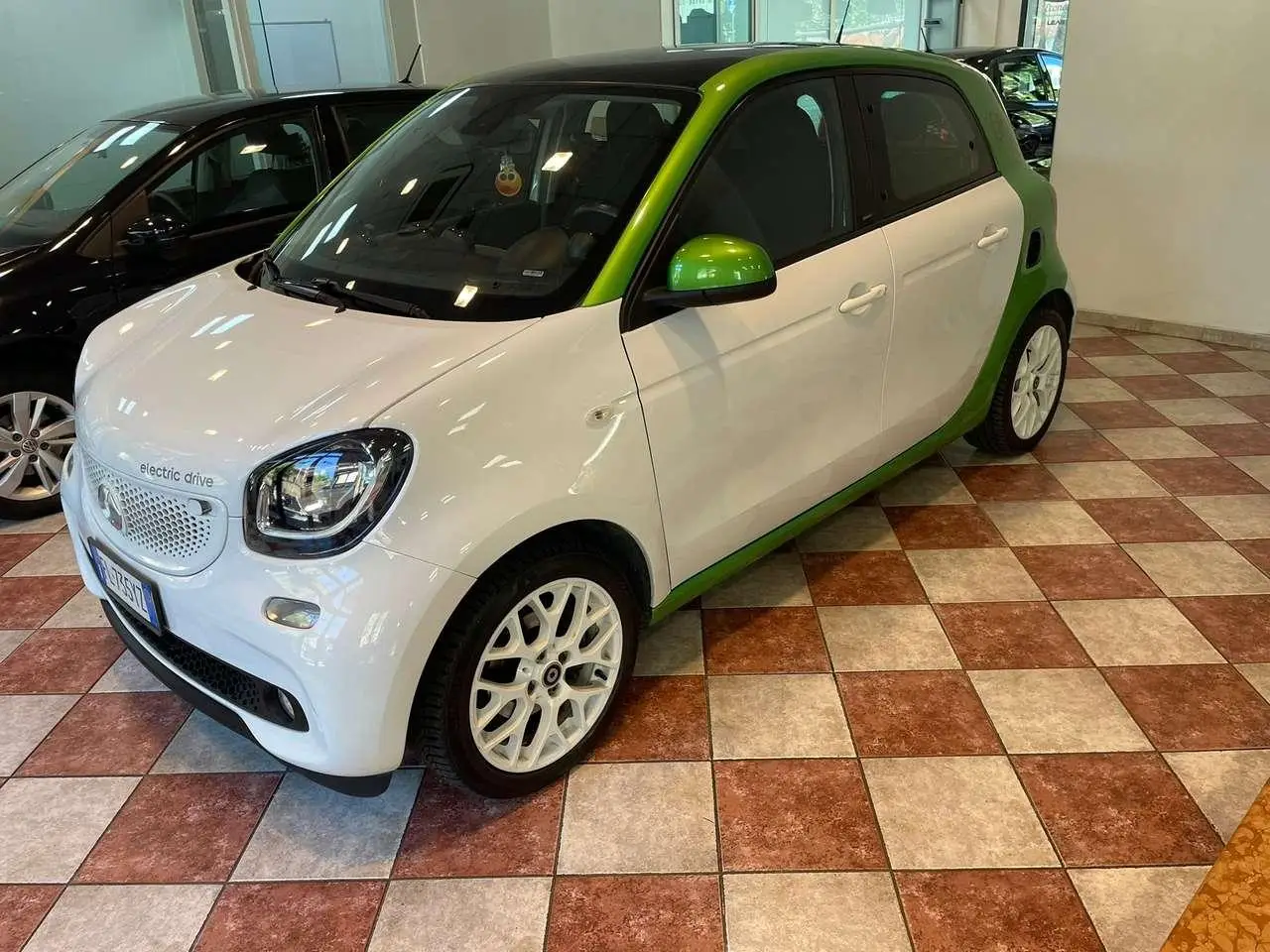 Photo 1 : Smart Forfour 2017 Electric