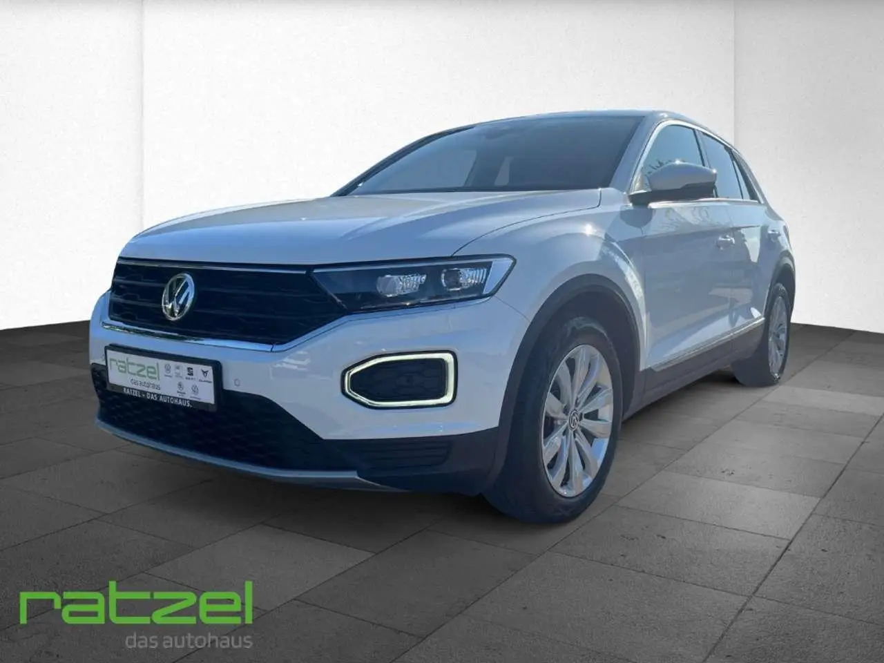 Photo 1 : Volkswagen T-roc 2020 Petrol