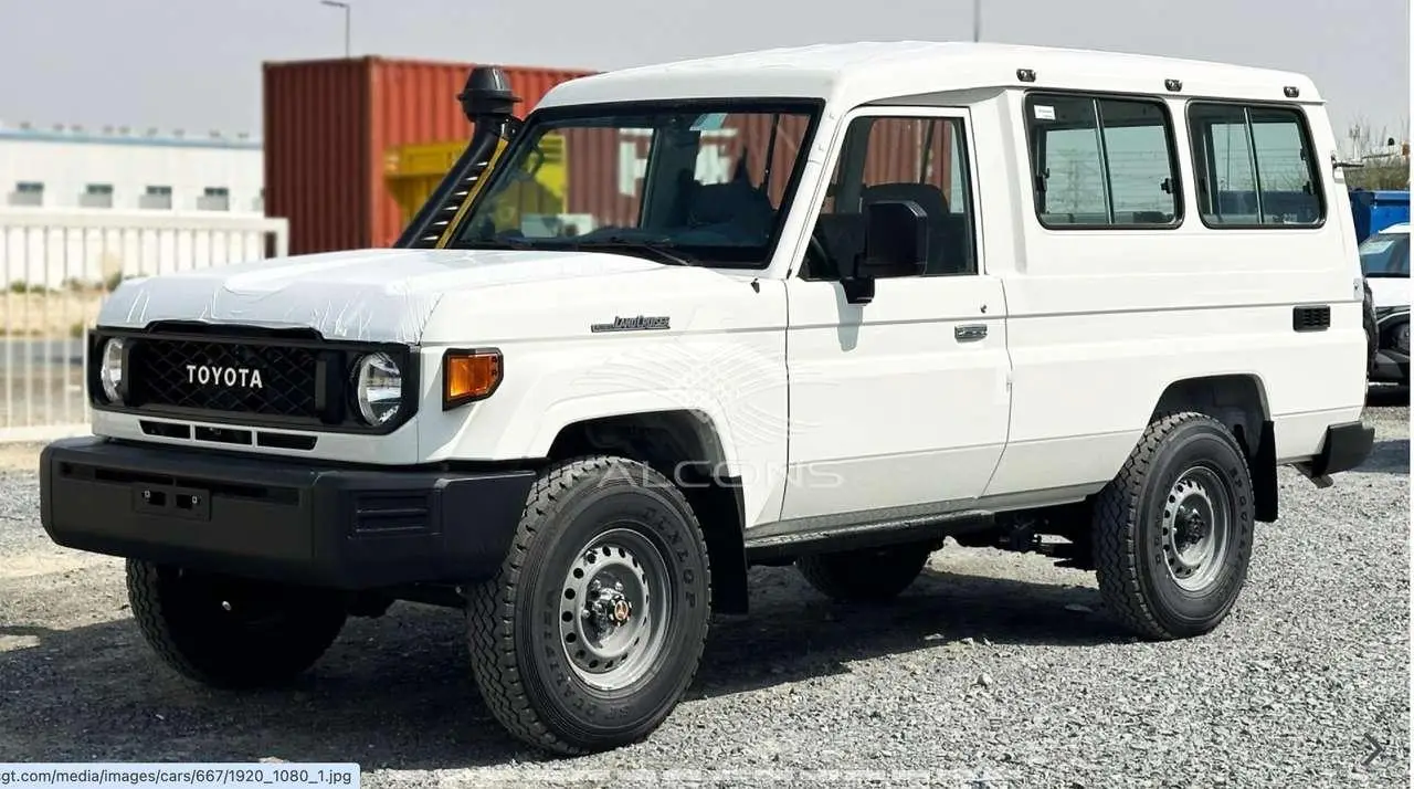 Photo 1 : Toyota Land Cruiser 2024 Diesel