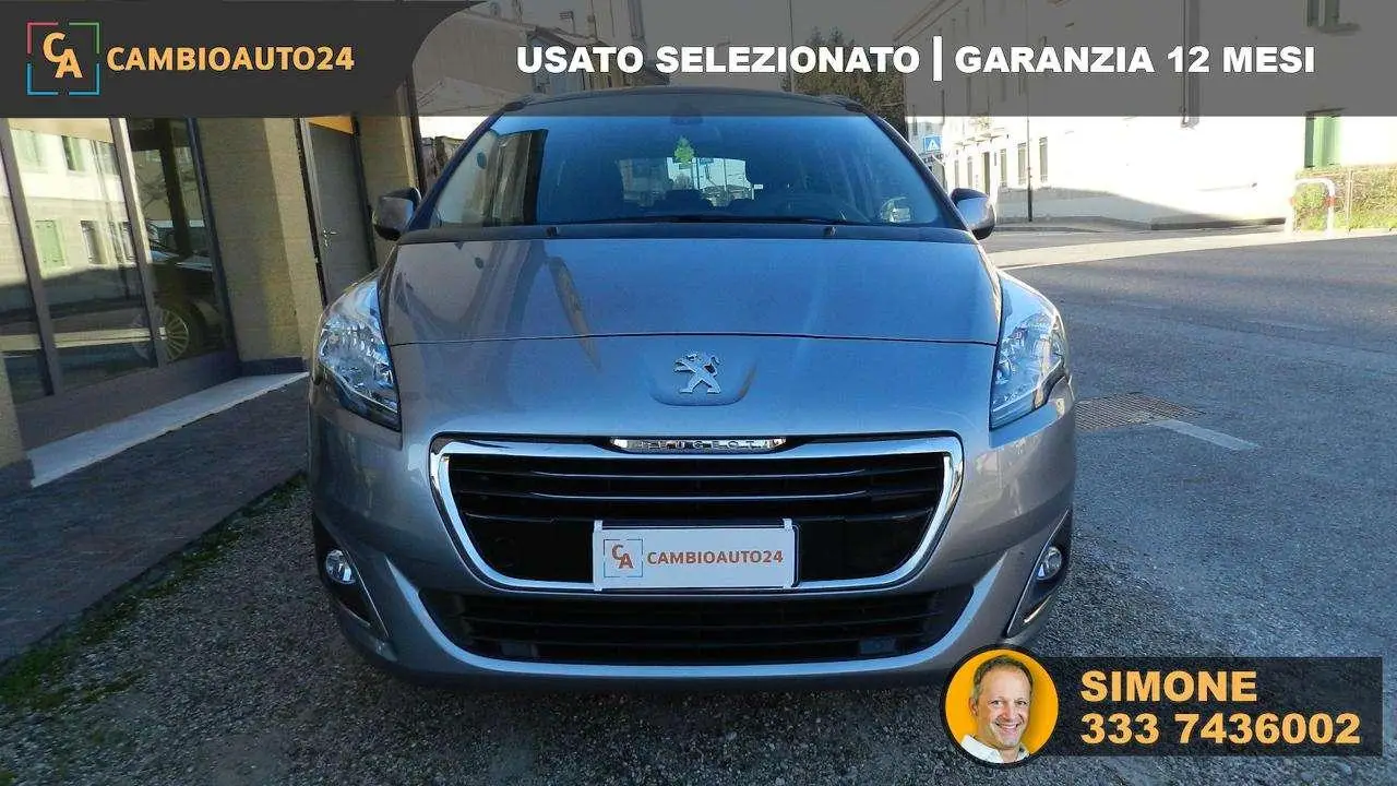 Photo 1 : Peugeot 5008 2015 Diesel