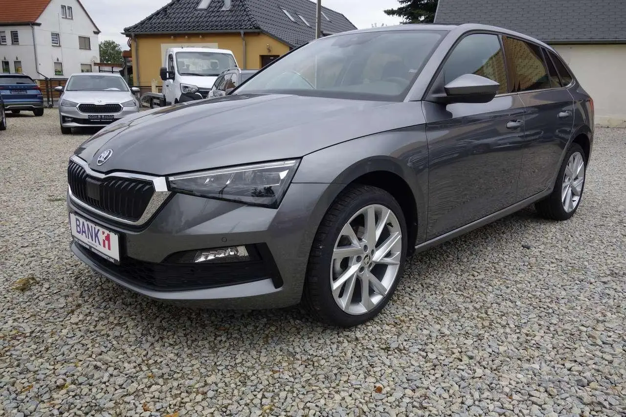 Photo 1 : Skoda Scala 2022 Petrol