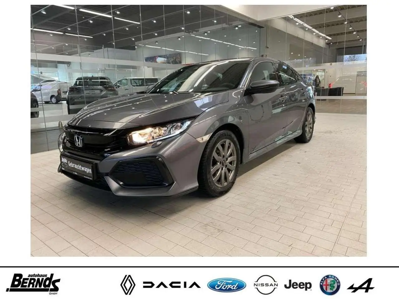 Photo 1 : Honda Civic 2018 Petrol