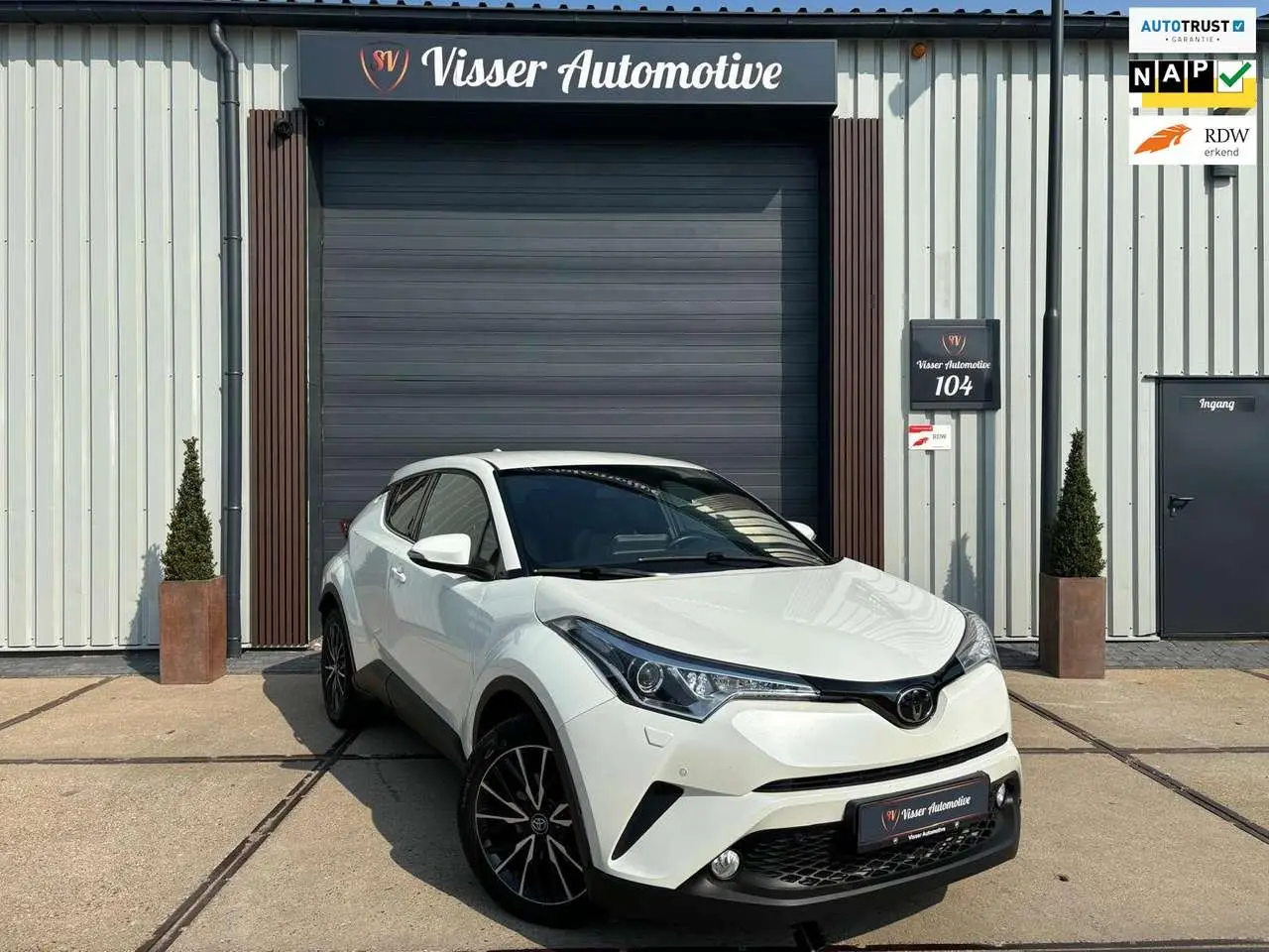 Photo 1 : Toyota C-hr 2018 Essence