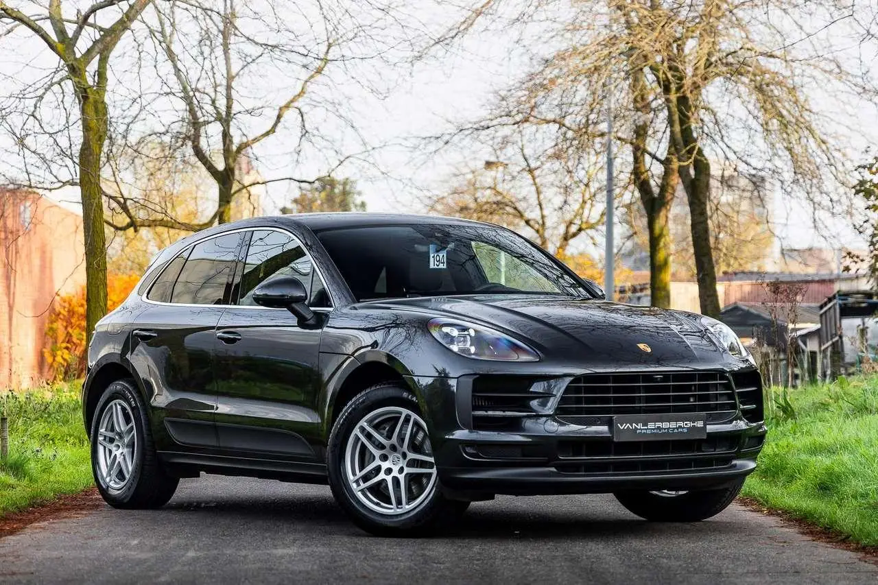 Photo 1 : Porsche Macan 2020 Essence