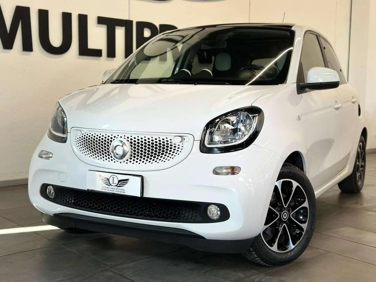 Photo 1 : Smart Forfour 2017 Essence