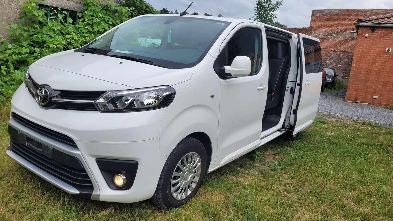 Photo 1 : Toyota Proace 2020 Diesel