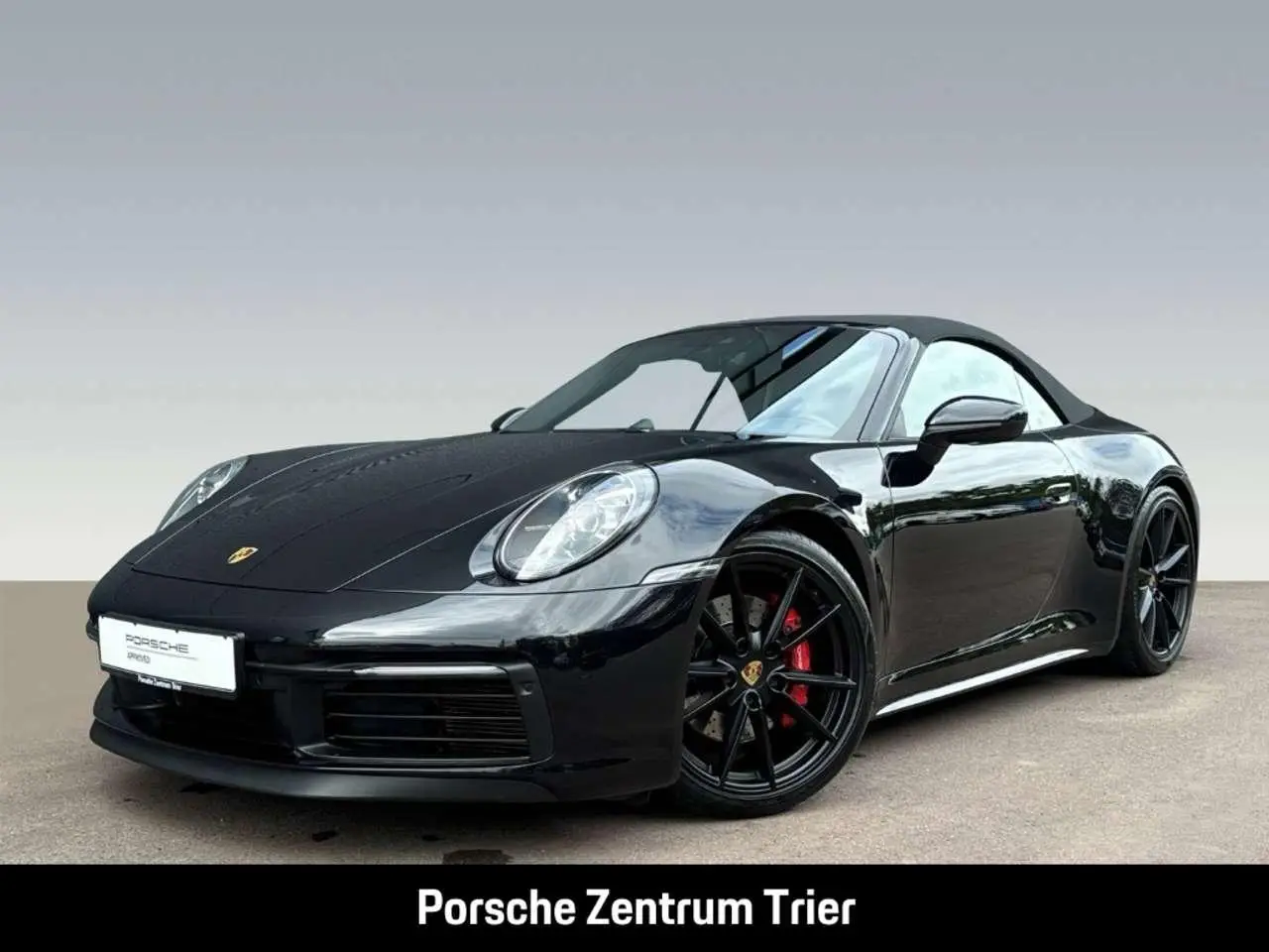 Photo 1 : Porsche 992 2019 Essence