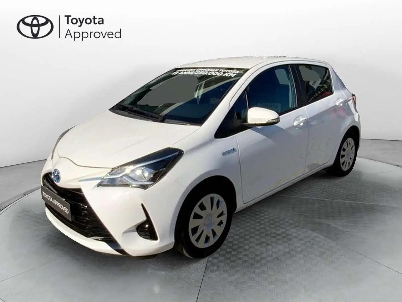 Photo 1 : Toyota Yaris 2018 Hybride