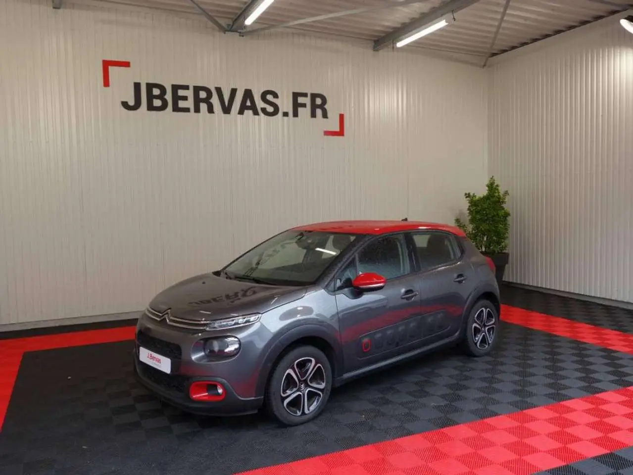 Photo 1 : Citroen C3 2018 Diesel