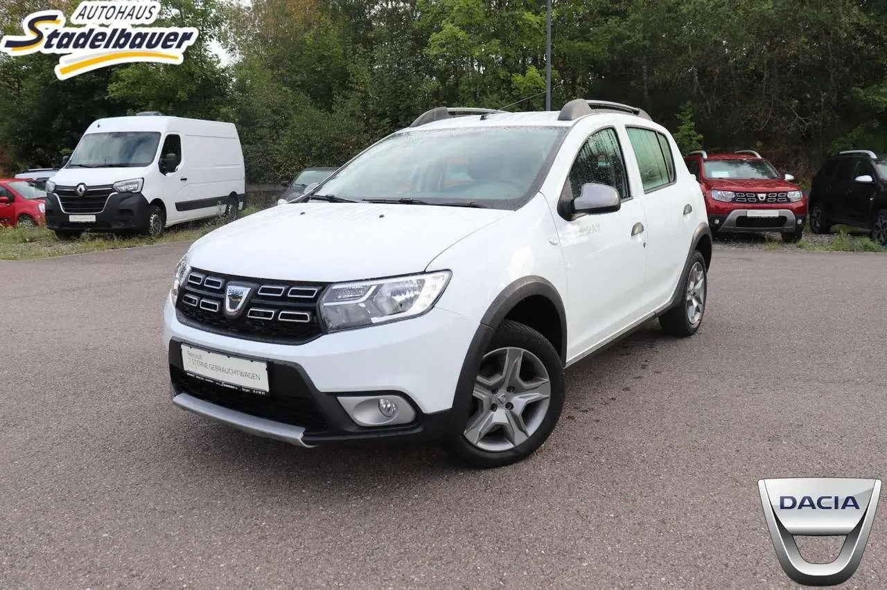 Photo 1 : Dacia Sandero 2019 Petrol