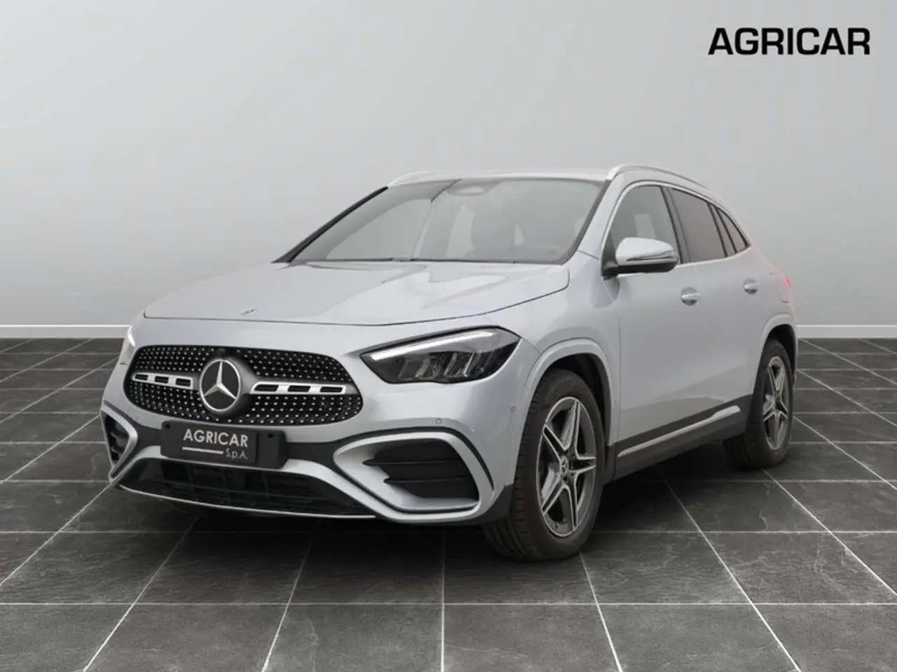 Photo 1 : Mercedes-benz Classe Gla 2024 Diesel