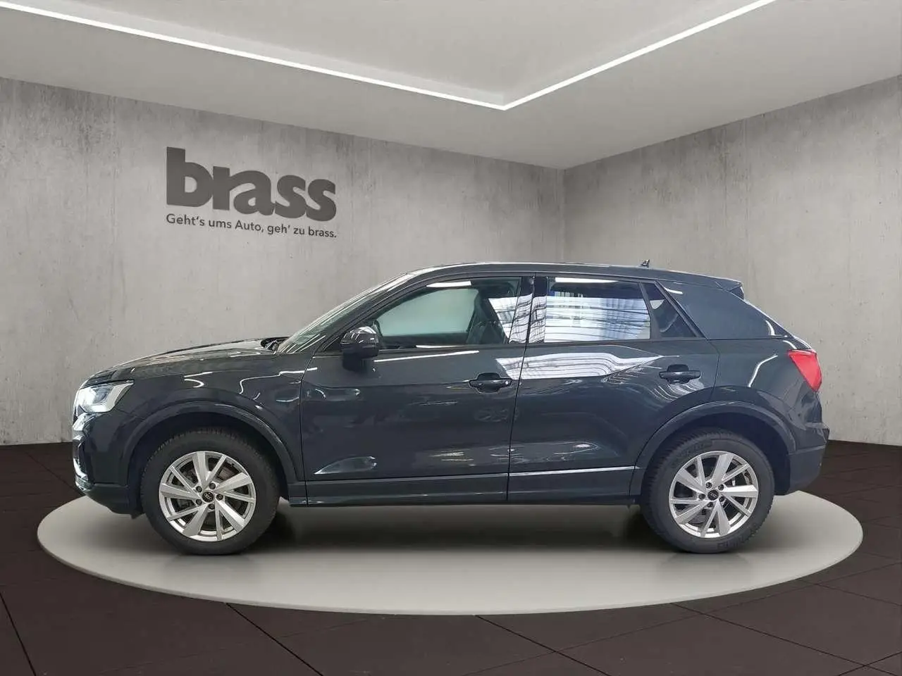 Photo 1 : Audi Q2 2023 Essence