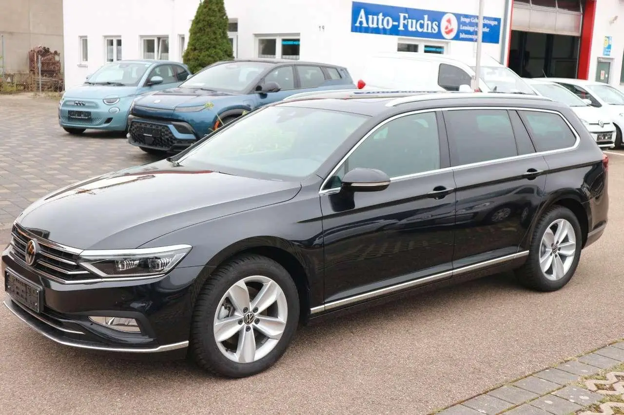 Photo 1 : Volkswagen Passat 2023 Diesel