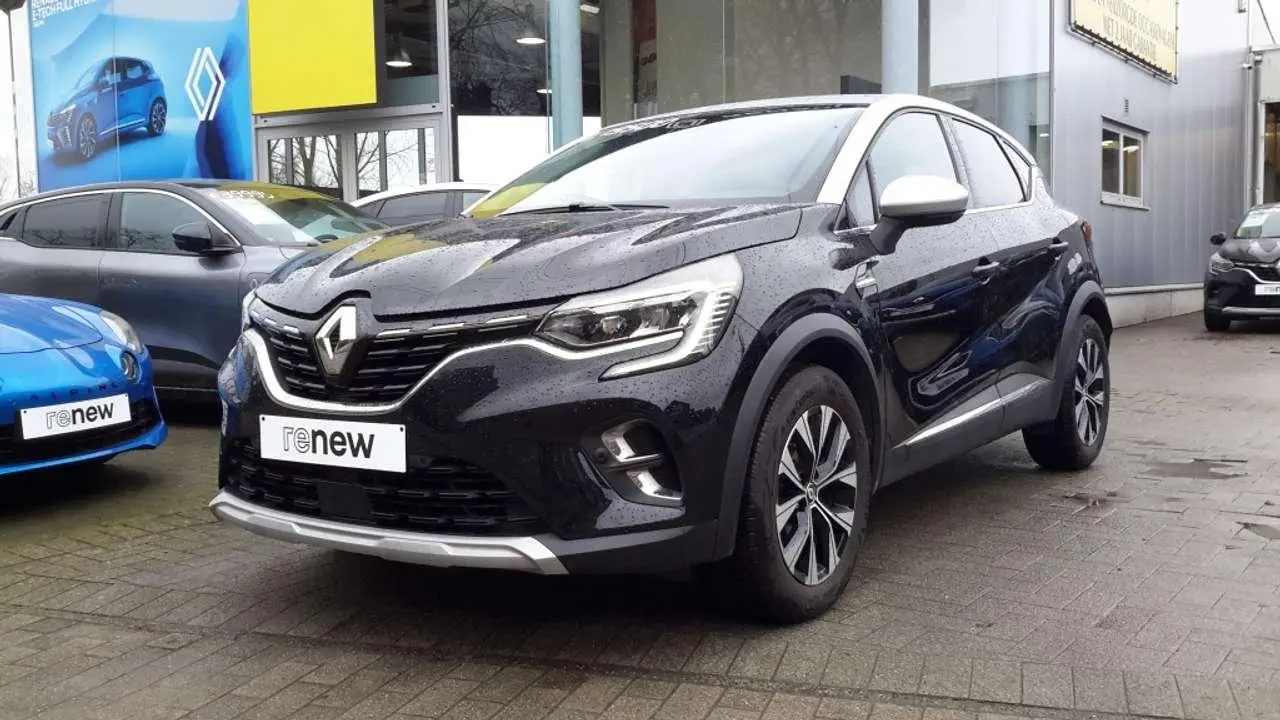 Photo 1 : Renault Captur 2023 Essence