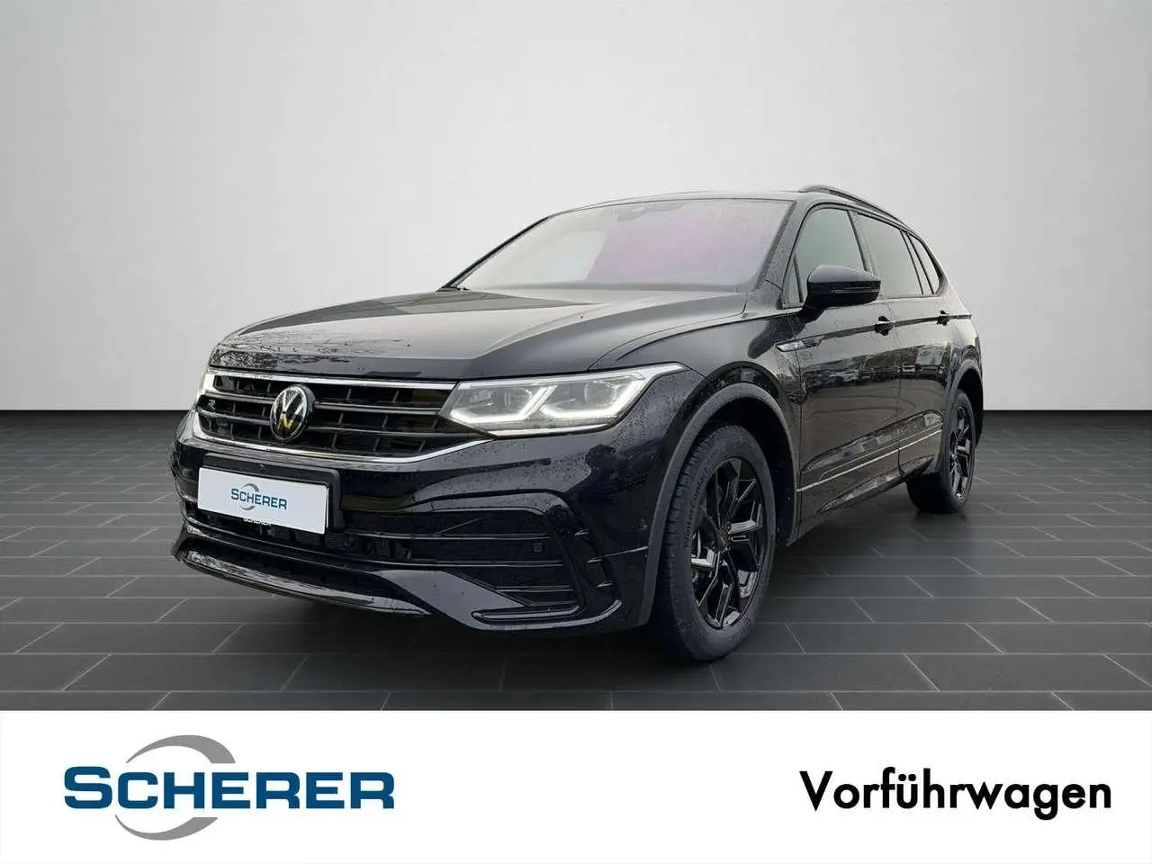 Photo 1 : Volkswagen Tiguan 2024 Essence