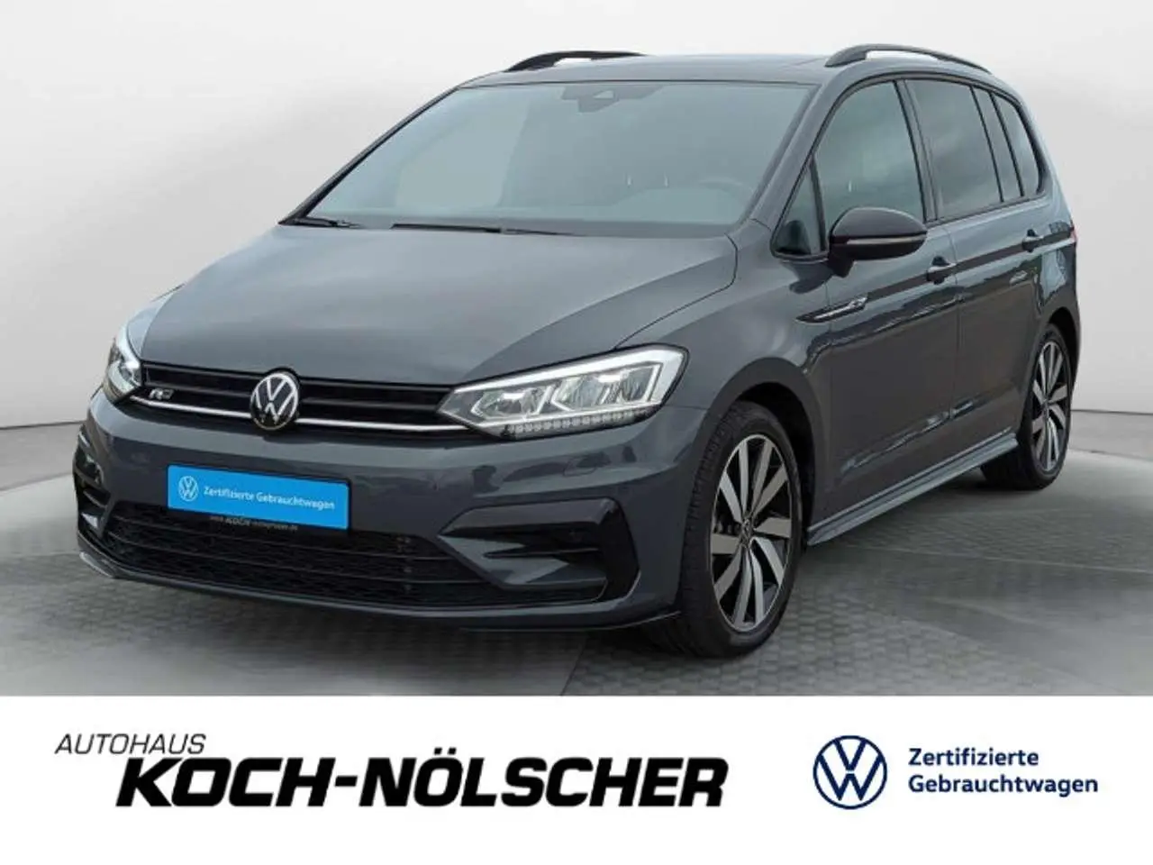 Photo 1 : Volkswagen Touran 2024 Essence