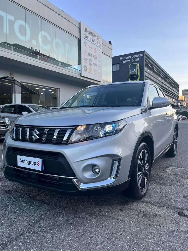 Photo 1 : Suzuki Vitara 2019 Petrol