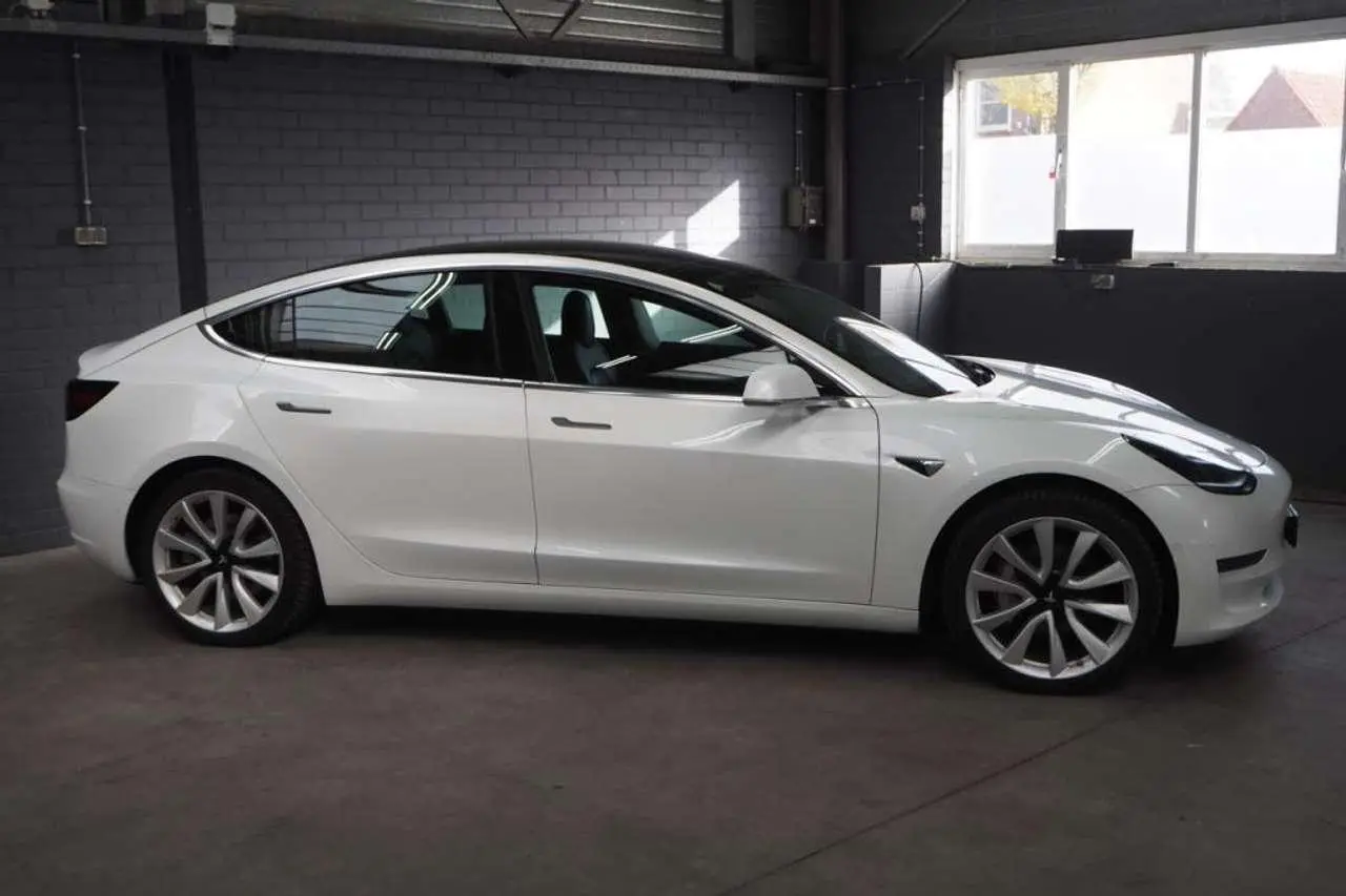 Photo 1 : Tesla Model 3 2019 Electric