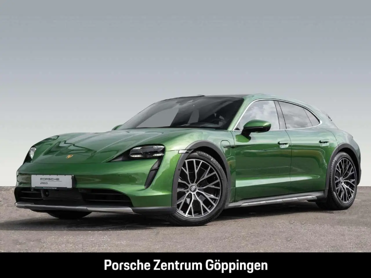 Photo 1 : Porsche Taycan 2021 Électrique