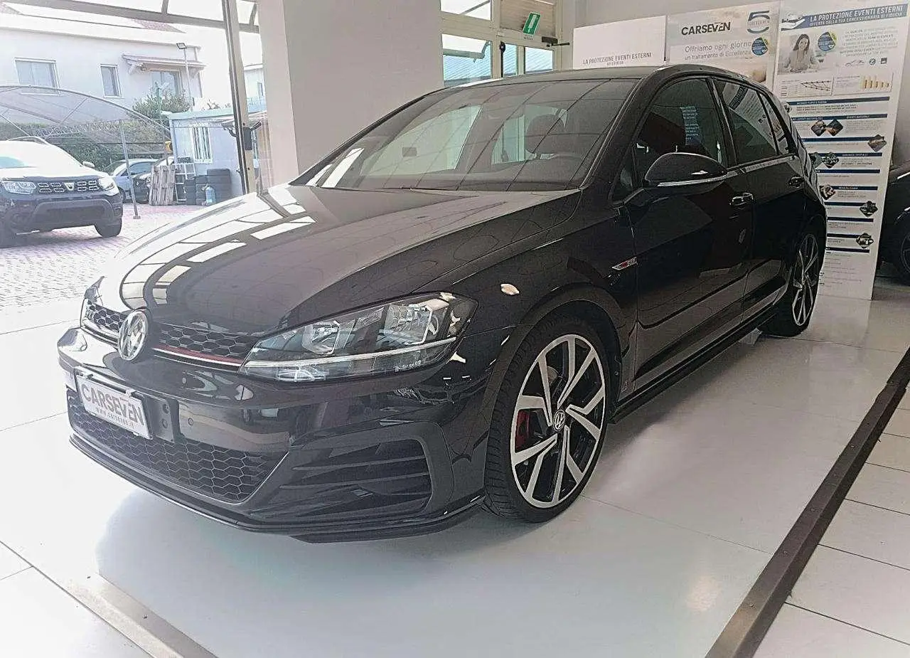 Photo 1 : Volkswagen Golf 2017 Essence