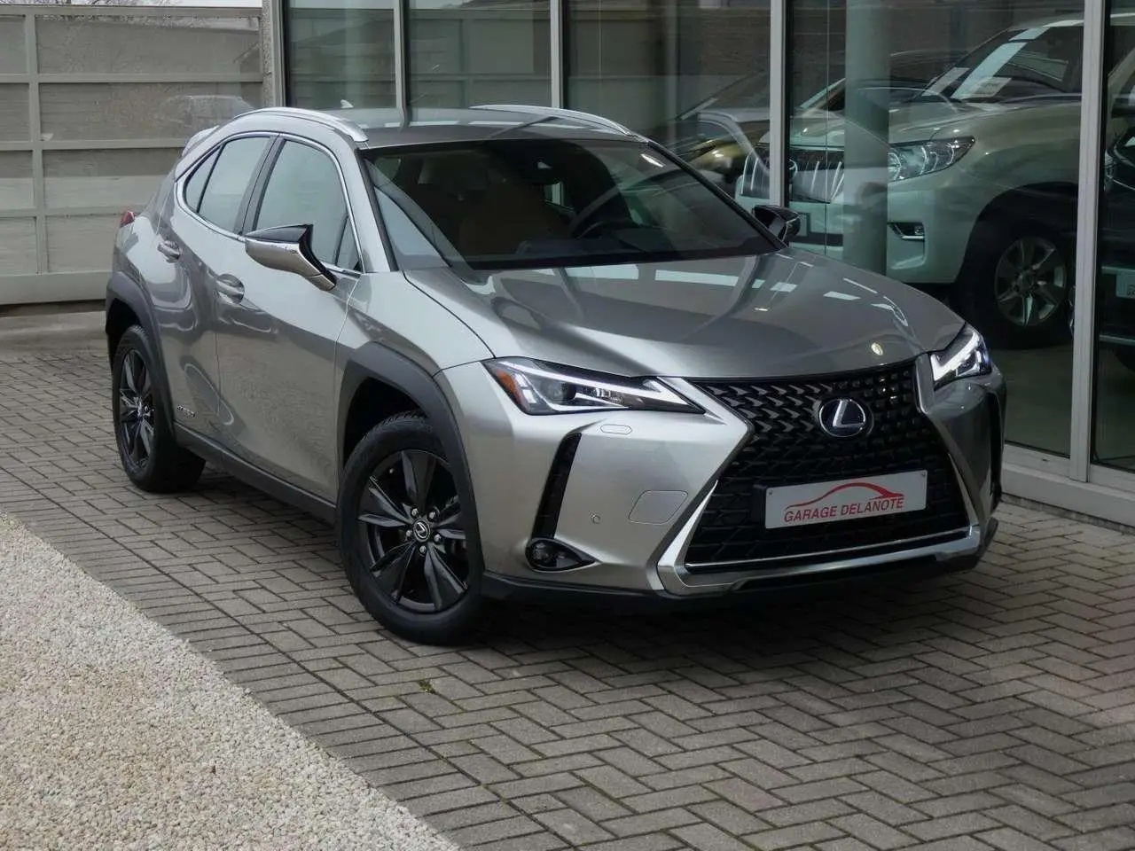 Photo 1 : Lexus Ux 2021 Hybrid