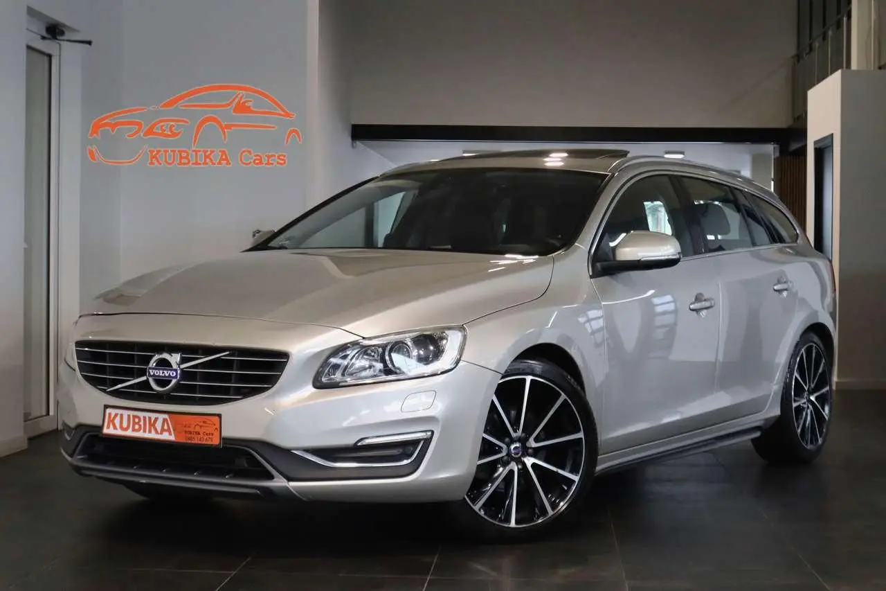 Photo 1 : Volvo V60 2016 Diesel