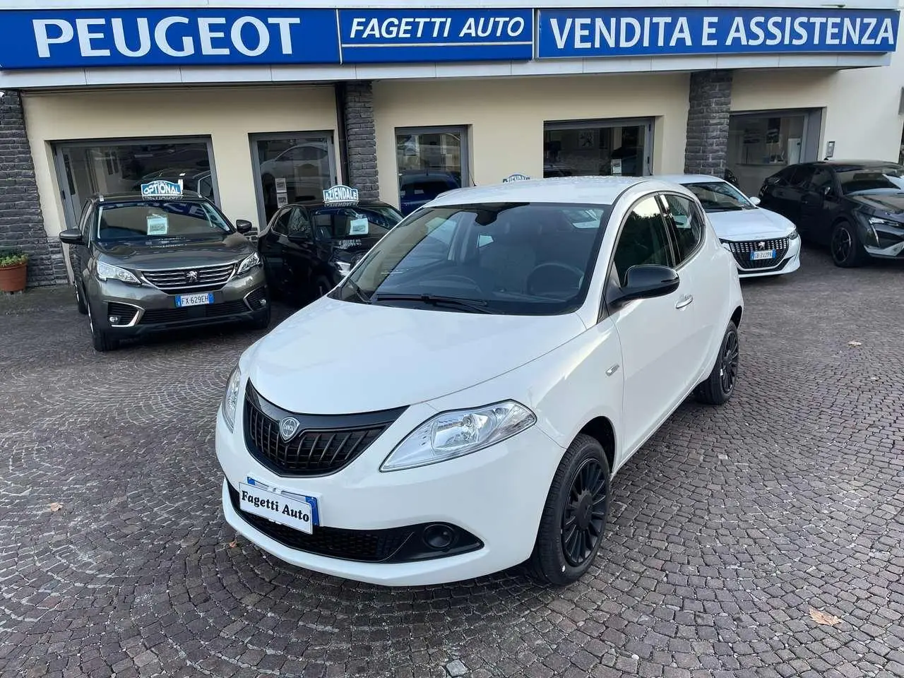 Photo 1 : Lancia Ypsilon 2023 Hybride