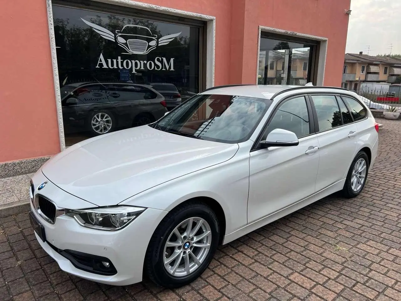 Photo 1 : Bmw Serie 3 2018 Diesel