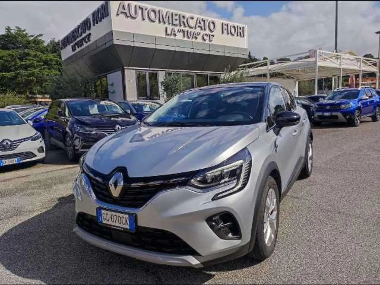 Photo 1 : Renault Captur 2021 Hybride