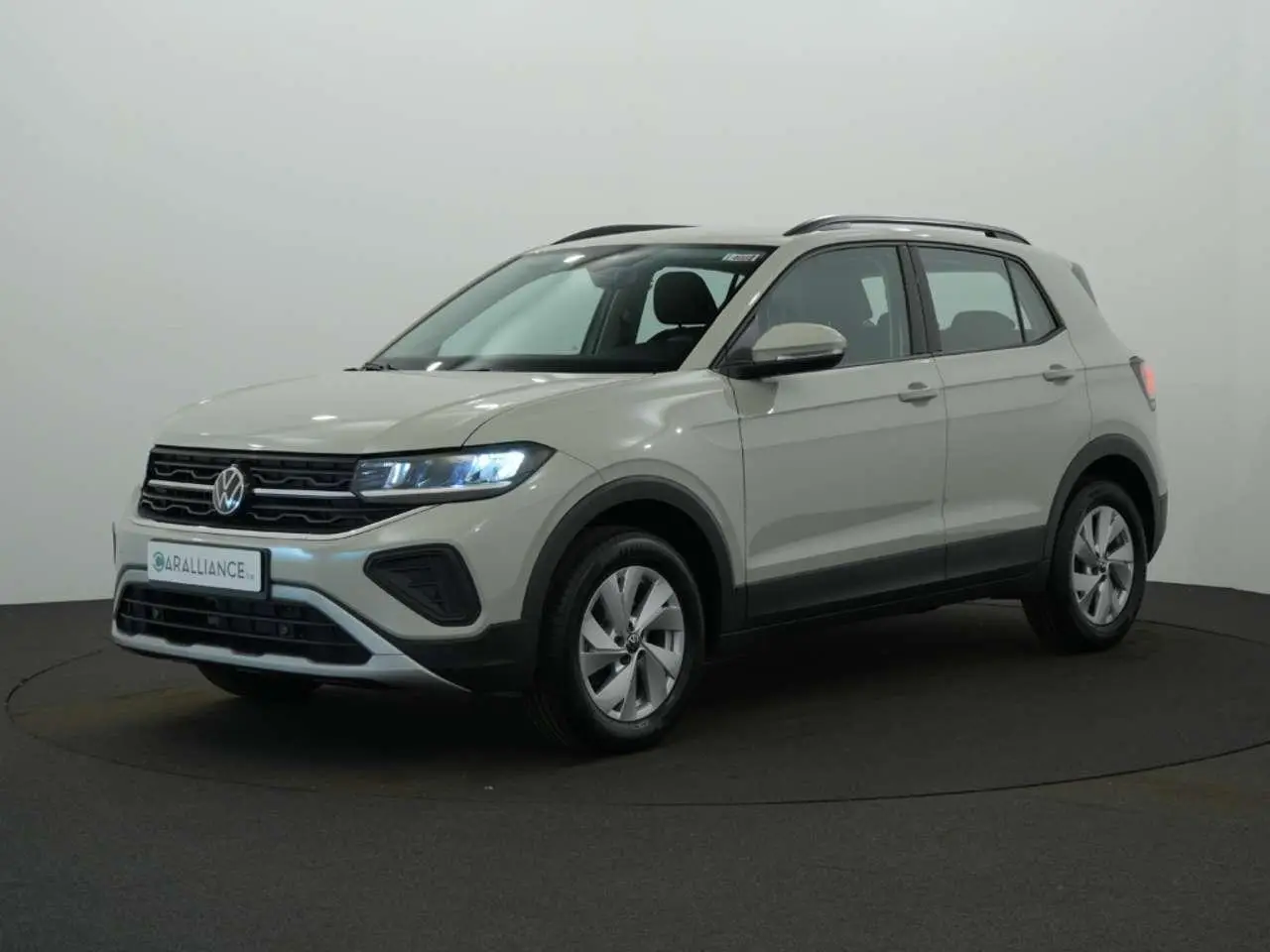 Photo 1 : Volkswagen T-cross 2024 Petrol