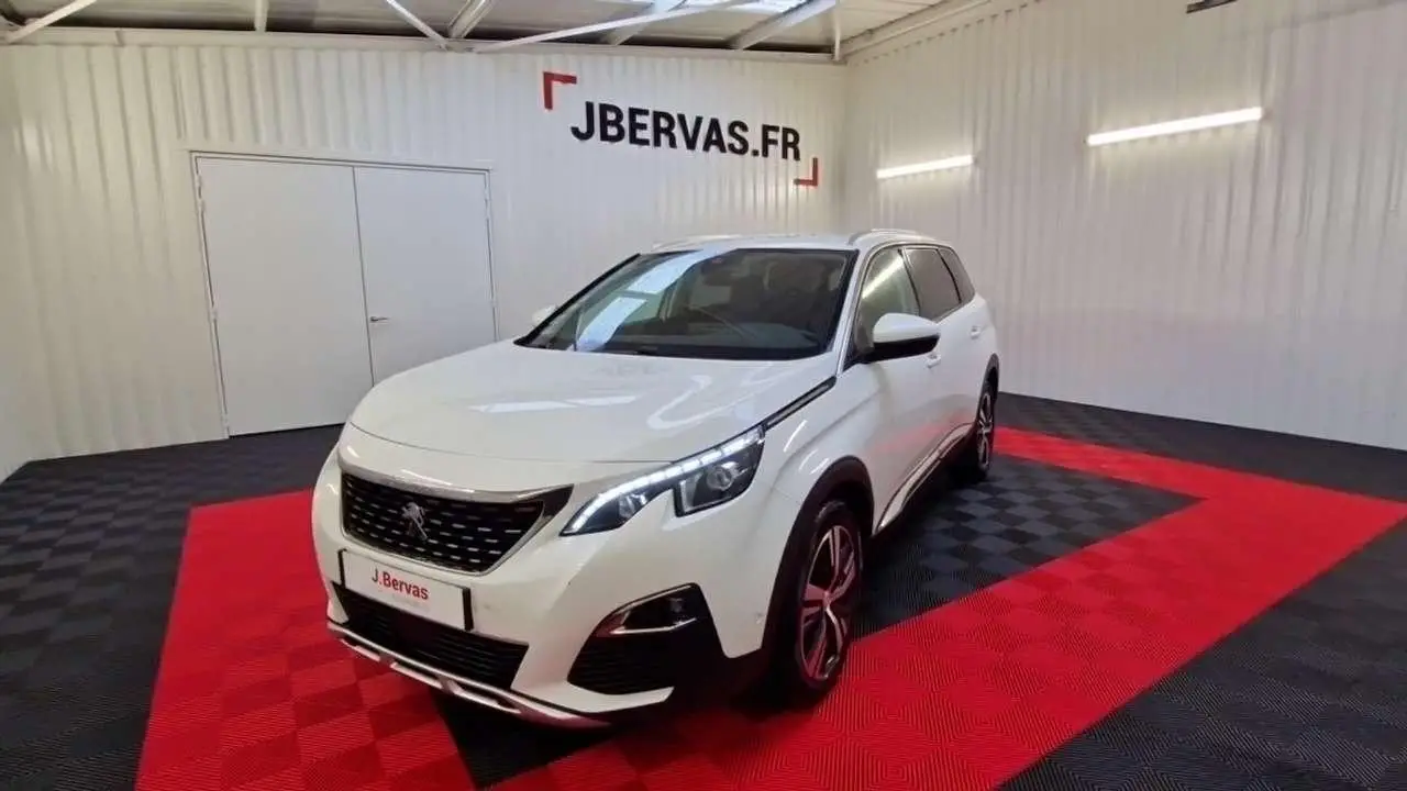 Photo 1 : Peugeot 5008 2019 Diesel