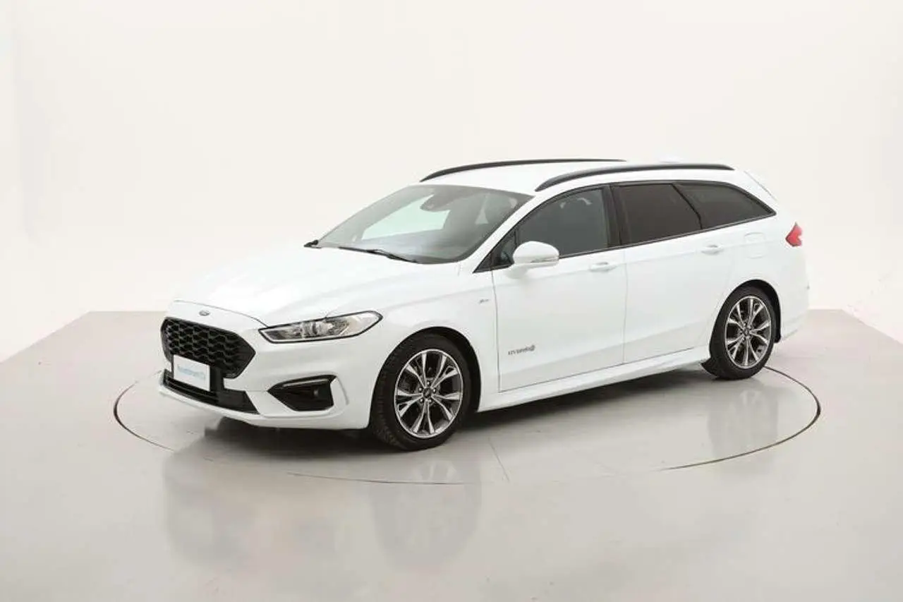 Photo 1 : Ford Mondeo 2020 Hybrid